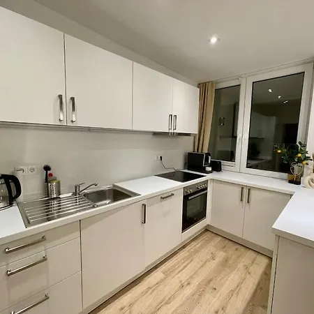 아파트 Casarina - Sunset Penthouse Im Zentrum *